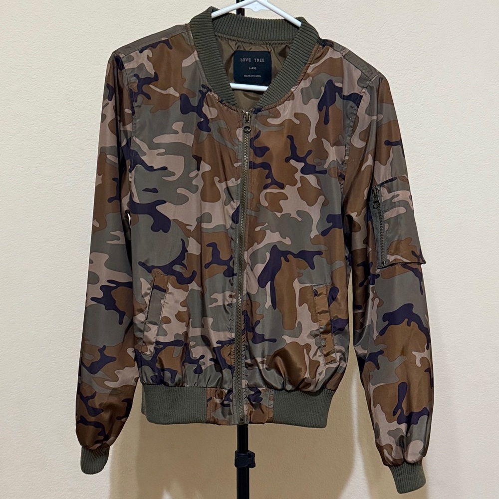 Love Tree Camouflage Zip-Up Jacket Size Girls Large